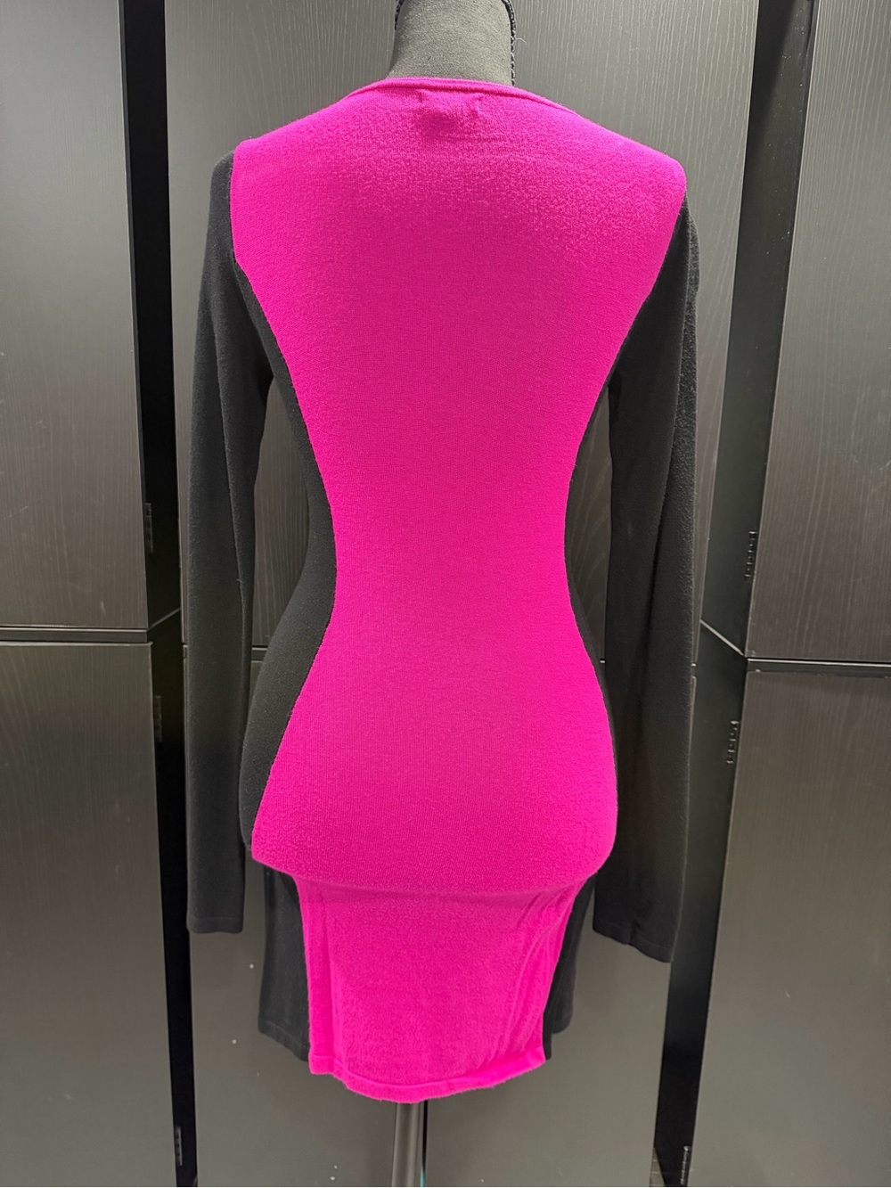 Express Fuchsia & Black Ruched Mini Dress - Picture 2 of 3